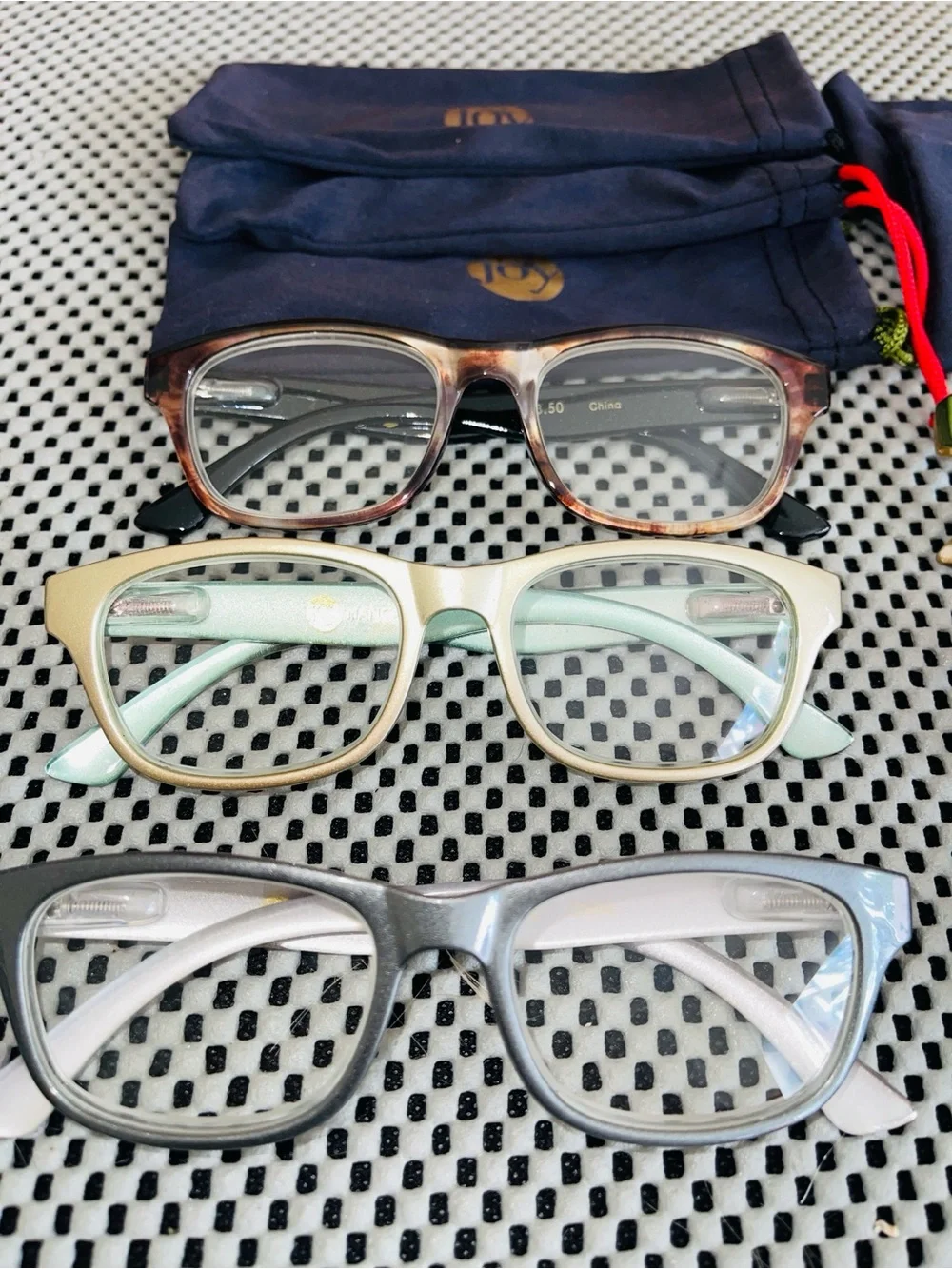 Lot of 6 Joy Mangano +3.50 Reading Glasses with Matching Soft Cases Spring Hinge